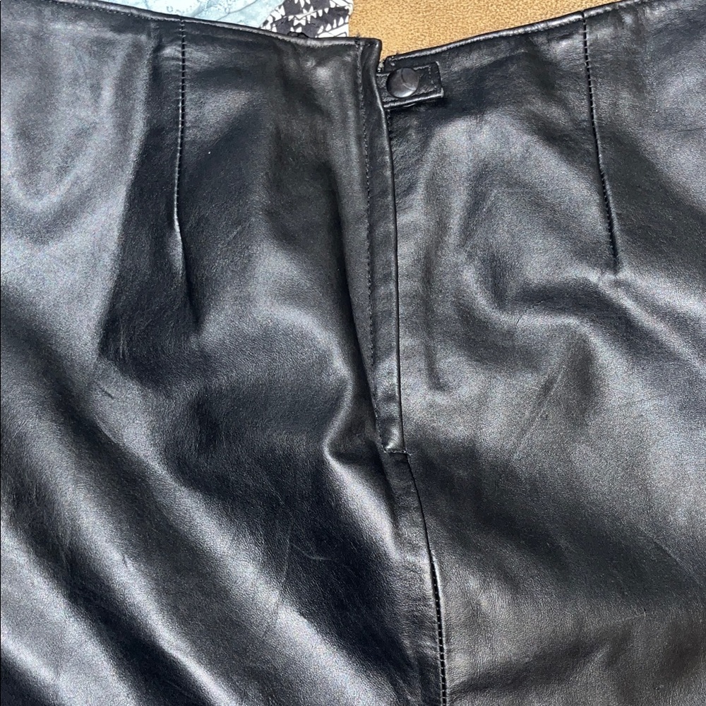 Black A-Line Leather Skirt - Picture 4 of 4
